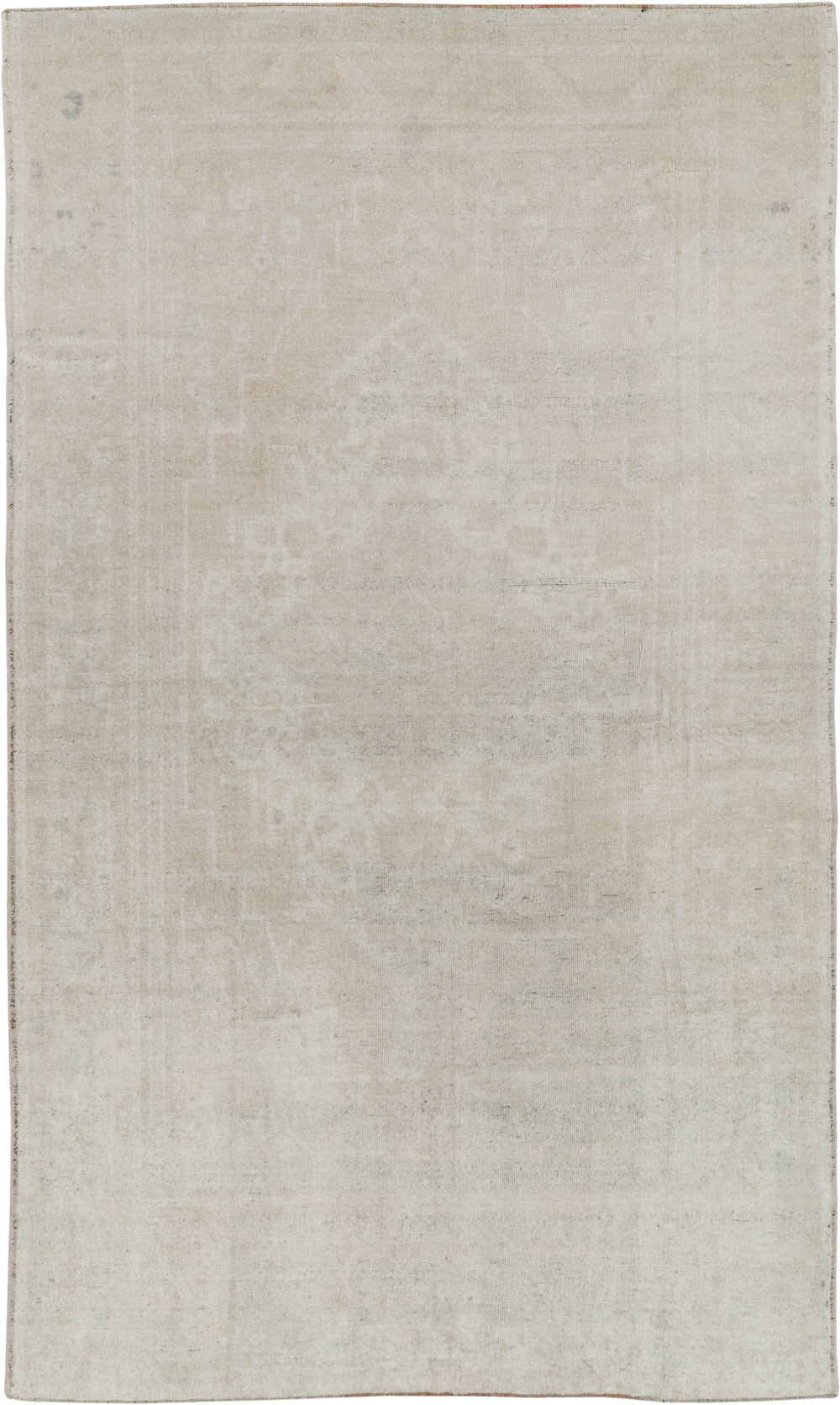 Vintage Turkish Anatolian Gallery Carpet, No.33374 - Galerie Shabab