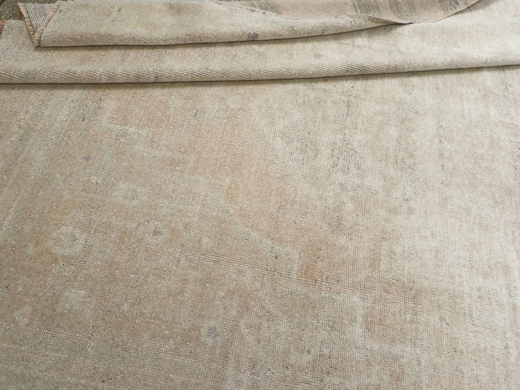 Vintage Turkish Anatolian Gallery Carpet, No.33374 - Galerie Shabab