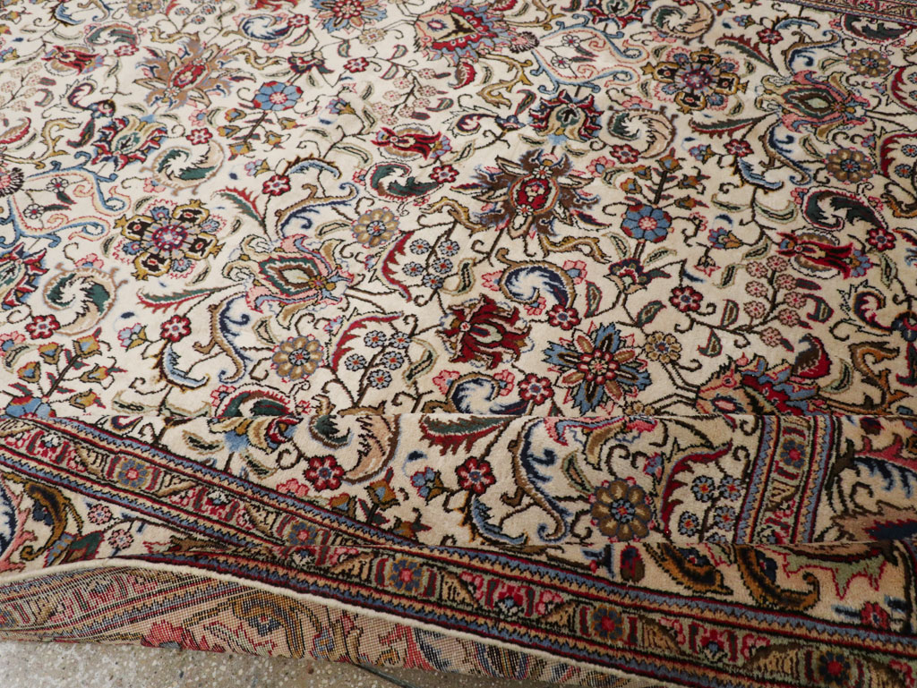 Vintage Persian Tabriz Room Size Carpet, No.33375 - Galerie Shabab
