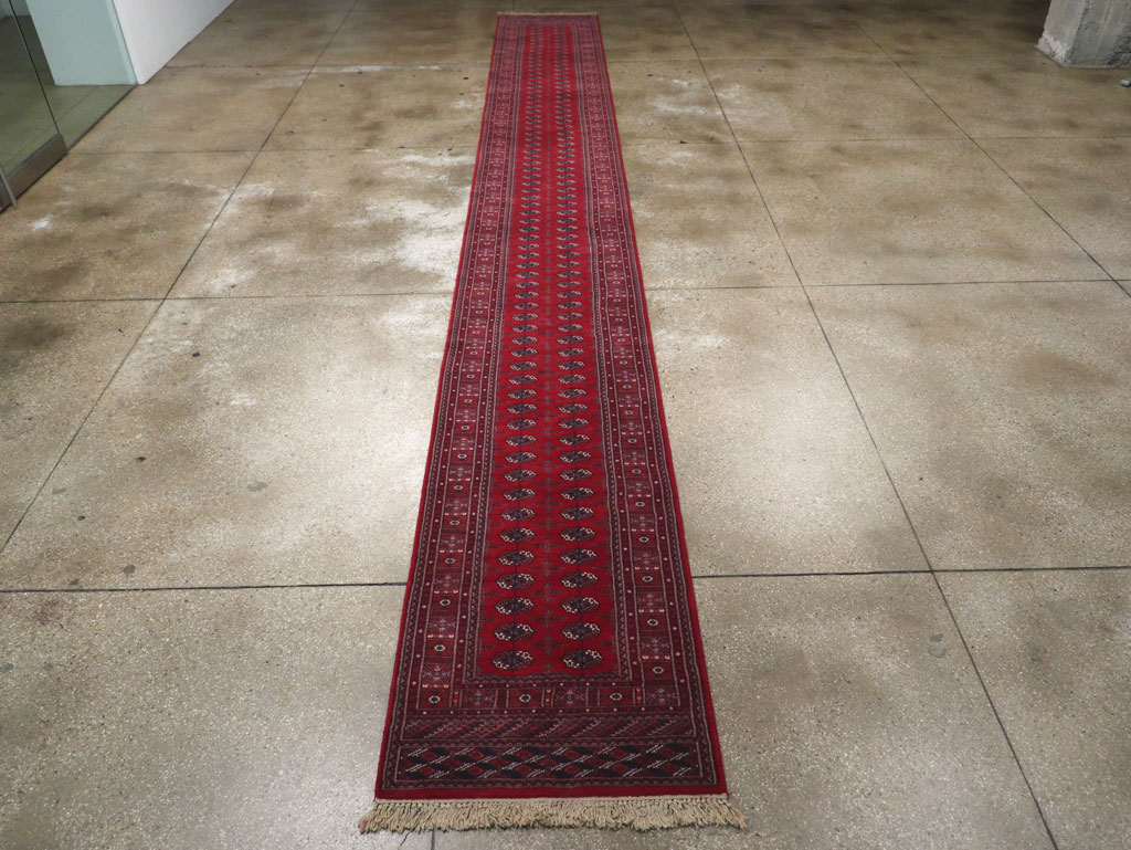 Modern Central Asian Bokhara Long Runner, No.33377 - Galerie Shabab