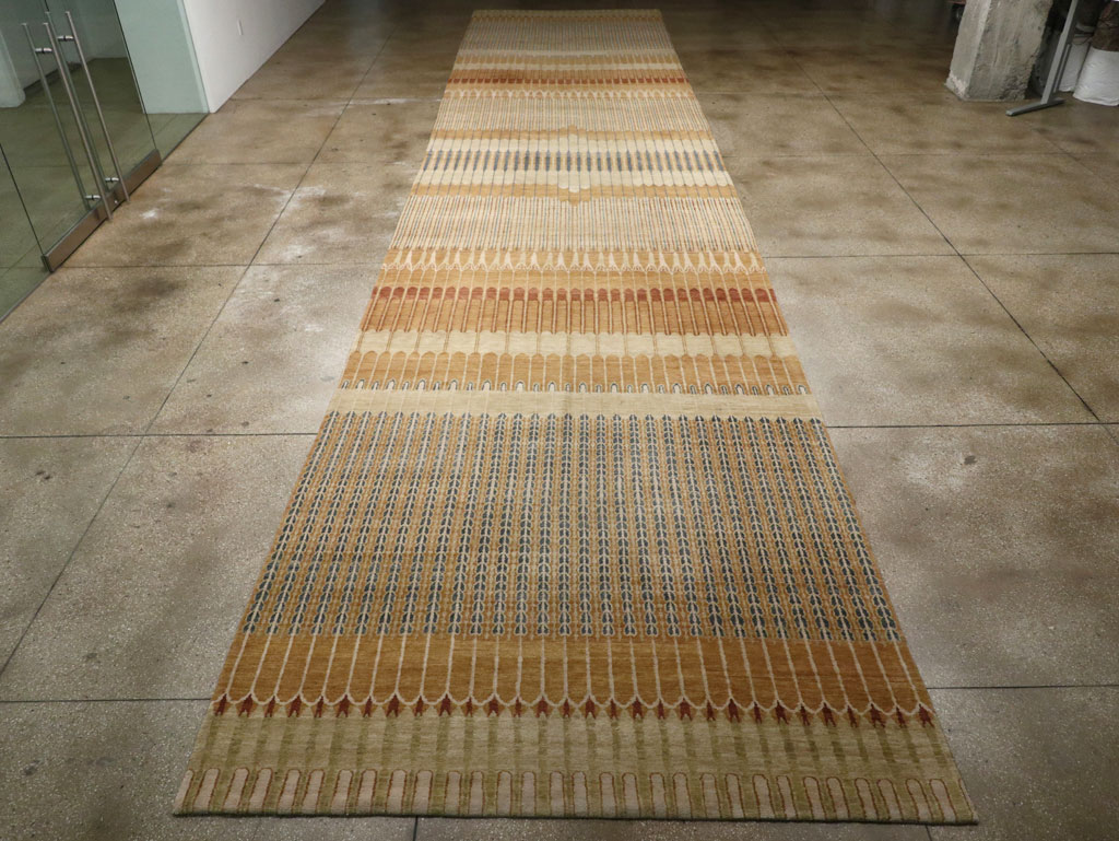 Modern Tibetan Long and Narrow Carpet, No.33382 - Galerie Shabab