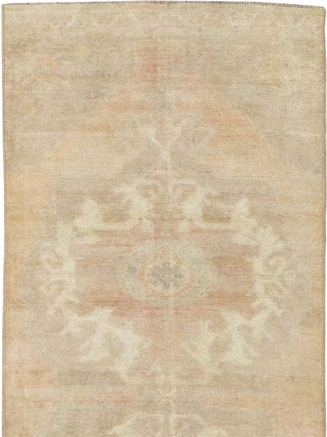 Vintage Turkish Anatolian Runner, No.33383 - Galerie Shabab