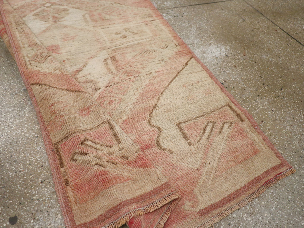Vintage Turkish Anatolian Runner, No.33384 - Galerie Shabab