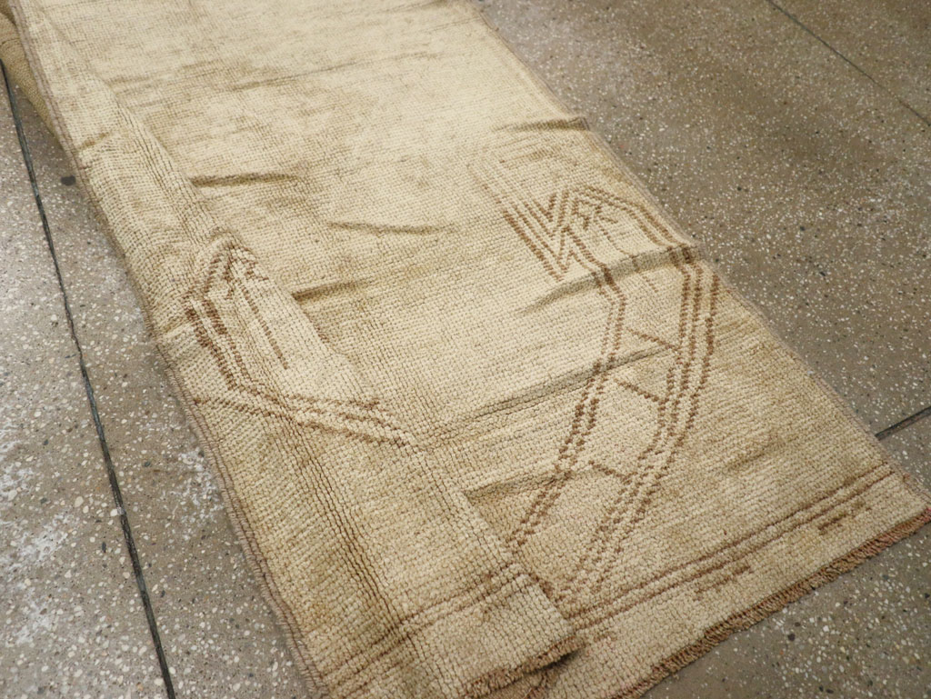 Vintage Turkish Anatolian Runner, No.33388 - Galerie Shabab
