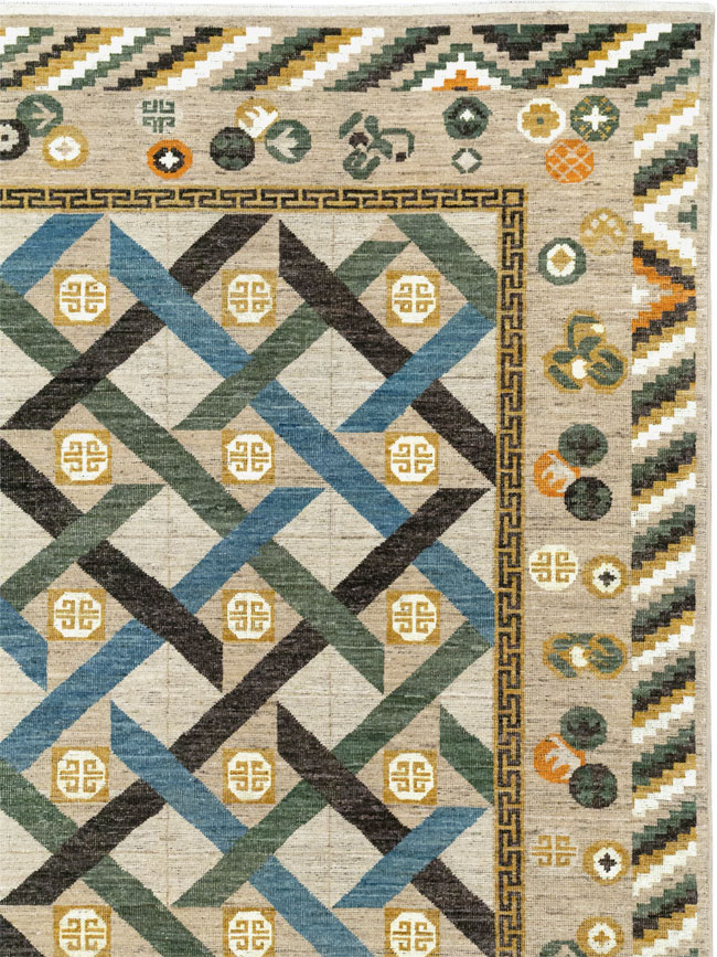 Modern East Turkestan Khotan Room Size Carpet, No.33396 - Galerie Shabab