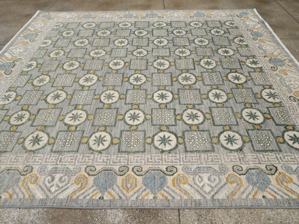 Modern East Turkestan Khotan Room Size Carpet, No.33397 - Galerie Shabab