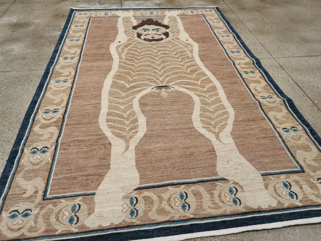 Modern East Turkestan Khotan Pictorial Accent Rug, No.33398 - Galerie Shabab
