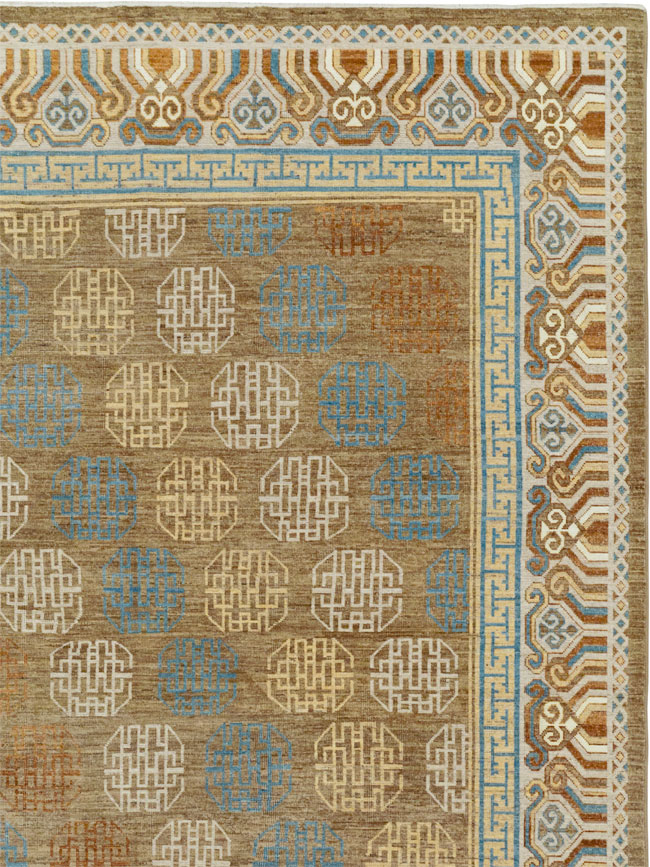 Modern East Turkestan Khotan Room Size Carpet, No.33400 - Galerie Shabab