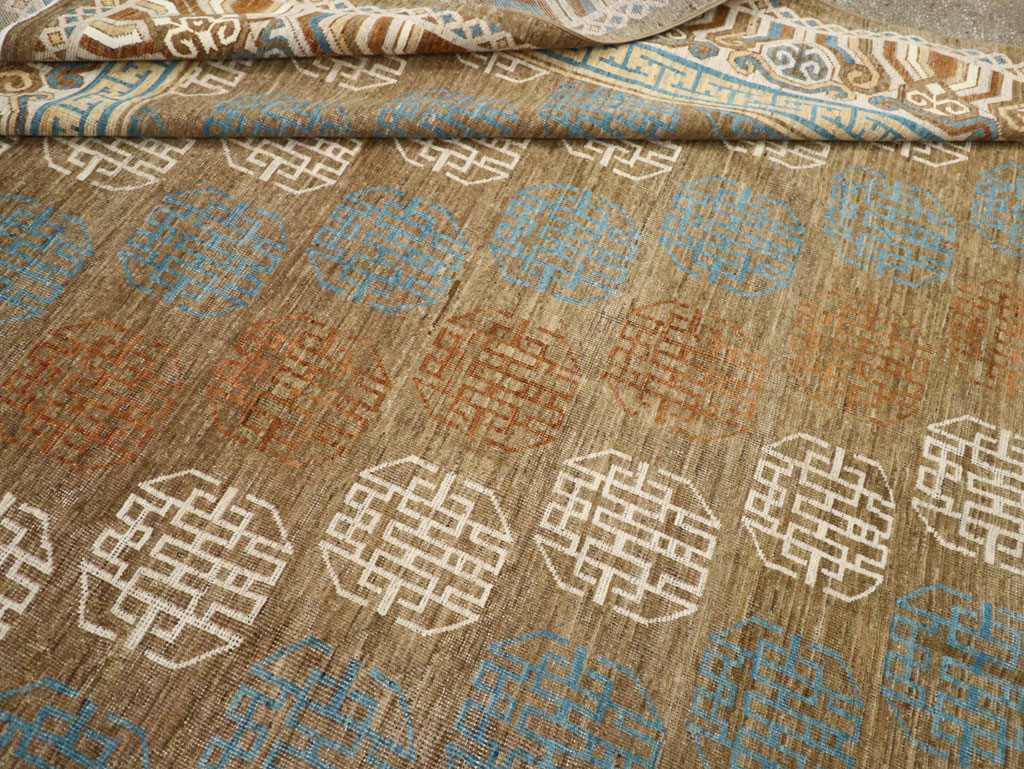 Modern East Turkestan Khotan Room Size Carpet, No.33400 - Galerie Shabab