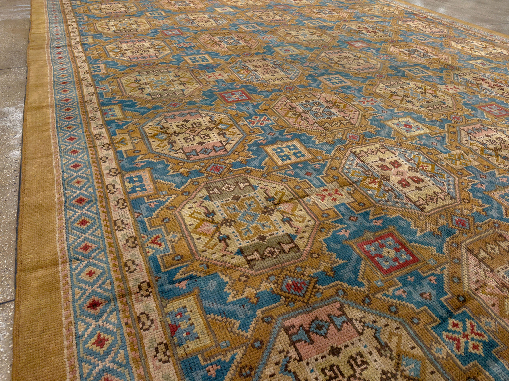 Antique English Axminster Oversize Carpet, No.33411 - Galerie Shabab