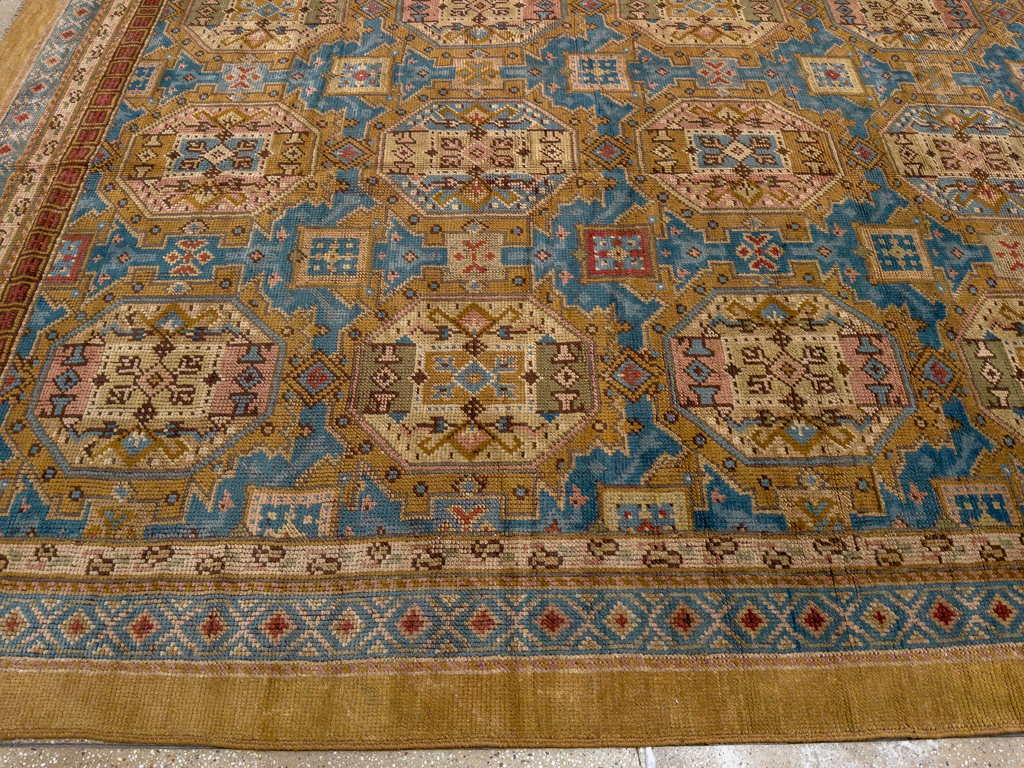 Antique English Axminster Oversize Carpet, No.33411 - Galerie Shabab