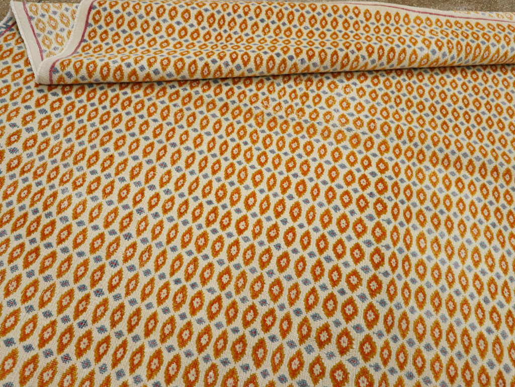 Vintage Persian Flatweave Kilim Room Size Carpet, No.33419 - Galerie Shabab