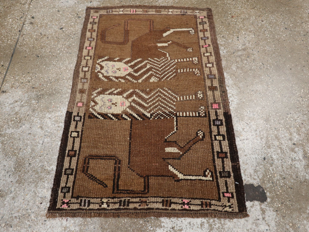 Vintage Turkish Anatolian Pictorial Rug, No.33428 - Galerie Shabab