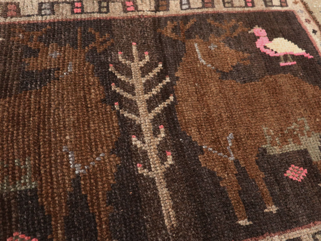 Vintage Turkish Anatolian Pictorial Rug, No.33433 - Galerie Shabab