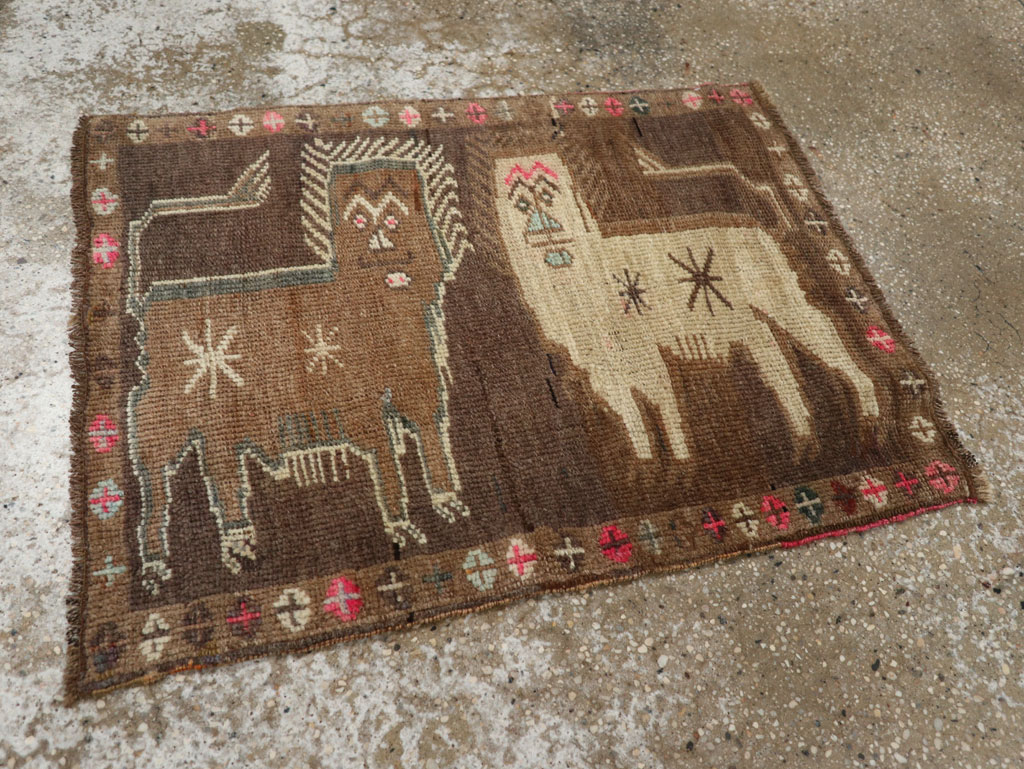 Vintage Turkish Anatolian Pictorial Rug, No.33434 - Galerie Shabab