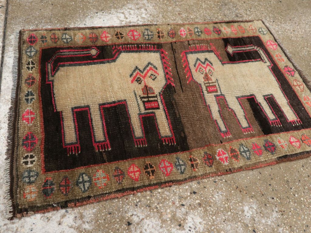 Vintage Turkish Anatolian Pictorial Rug, No.33435 - Galerie Shabab