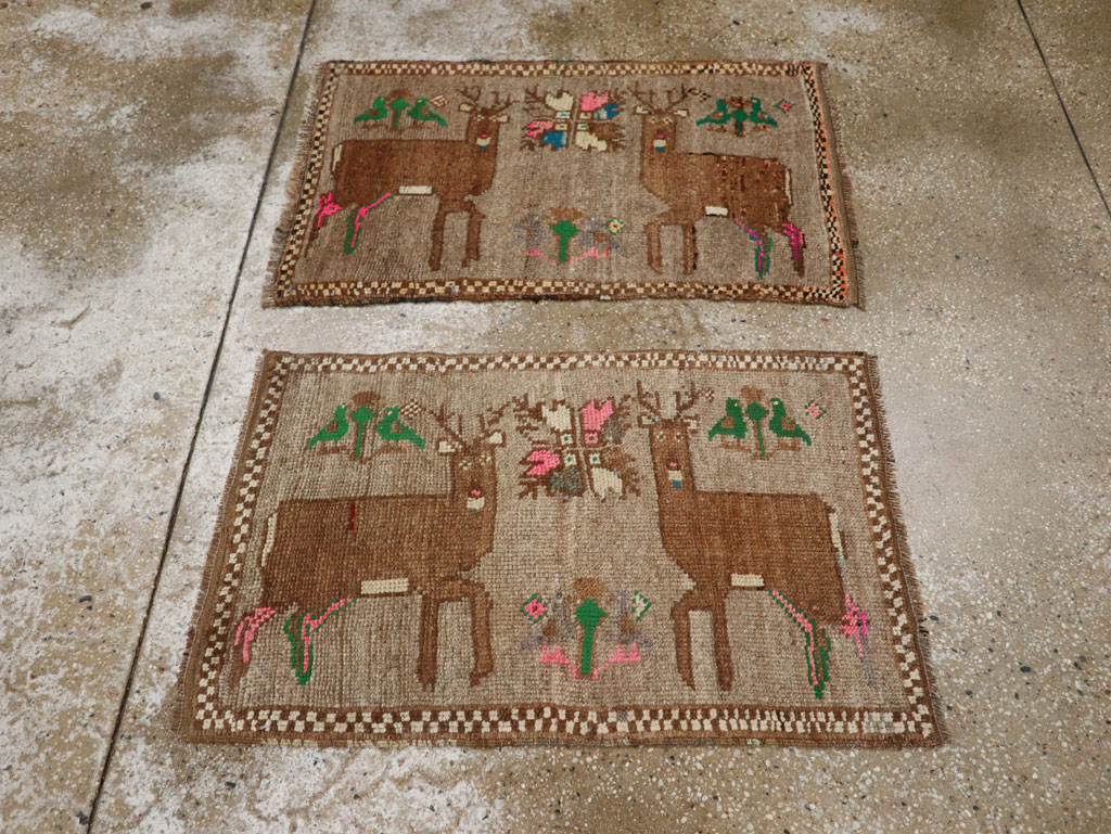 Vintage Turkish Anatolian Pictorial Rug (Pair: 2 of 2), No.33437 - Galerie Shabab