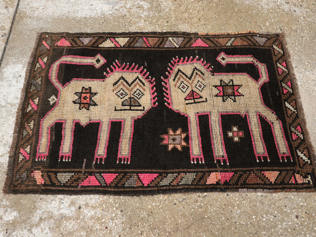 Vintage Turkish Anatolian Pictorial Rug, No.33438 - Galerie Shabab