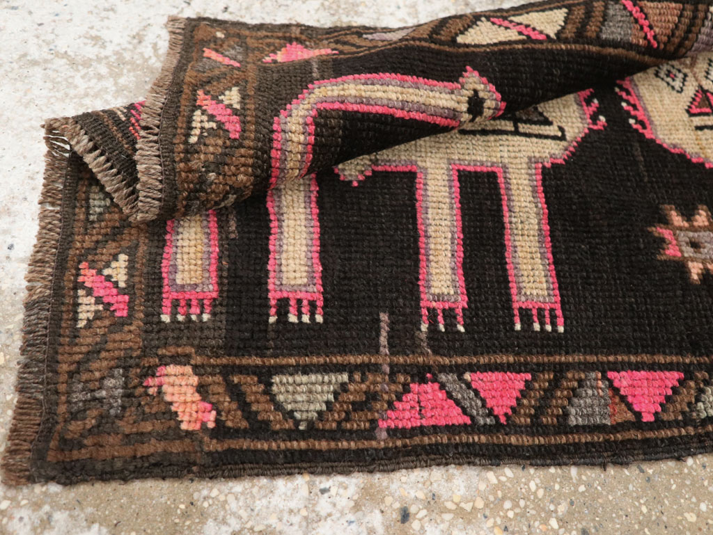 Vintage Turkish Anatolian Pictorial Rug, No.33438 - Galerie Shabab