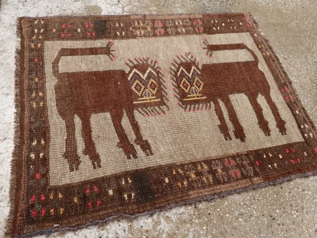 Vintage Turkish Anatolian Pictorial Rug, No.33439 - Galerie Shabab