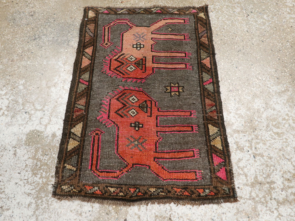Vintage Turkish Anatolian Pictorial Rug, No.33440 - Galerie Shabab