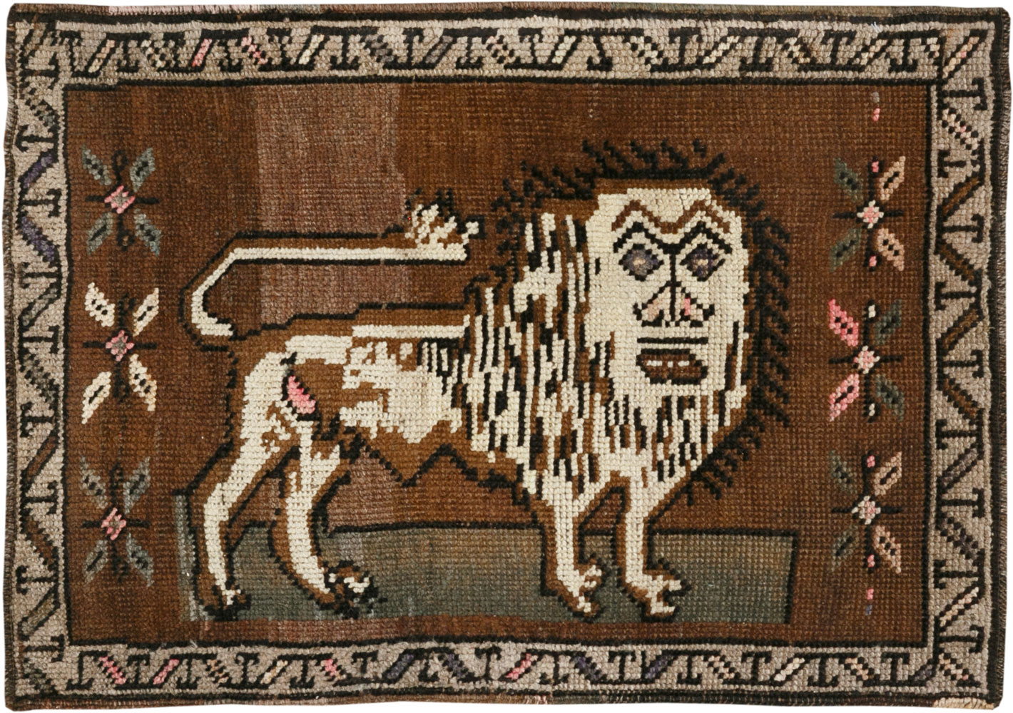 Vintage Turkish Anatolian Pictorial Rug (Pair: 1 of 2), No.33441 - Galerie Shabab