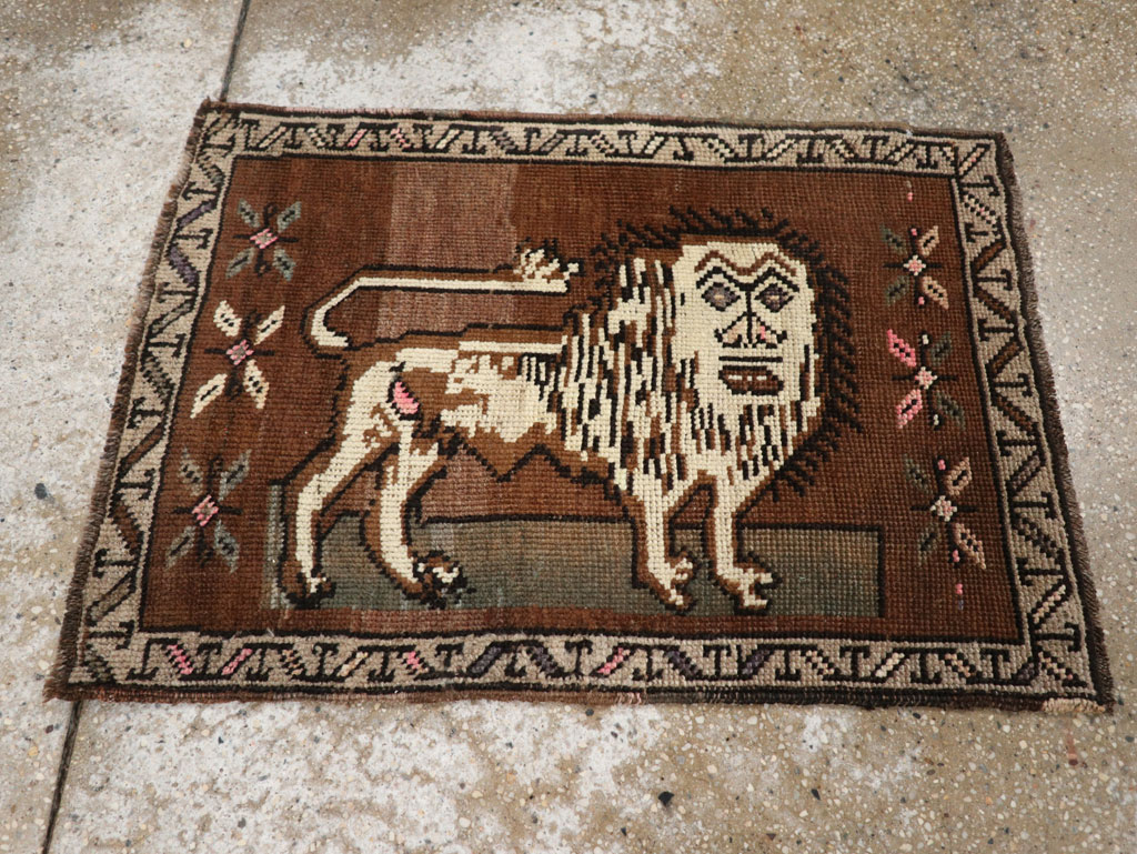 Vintage Turkish Anatolian Pictorial Rug (Pair: 1 of 2), No.33441 - Galerie Shabab