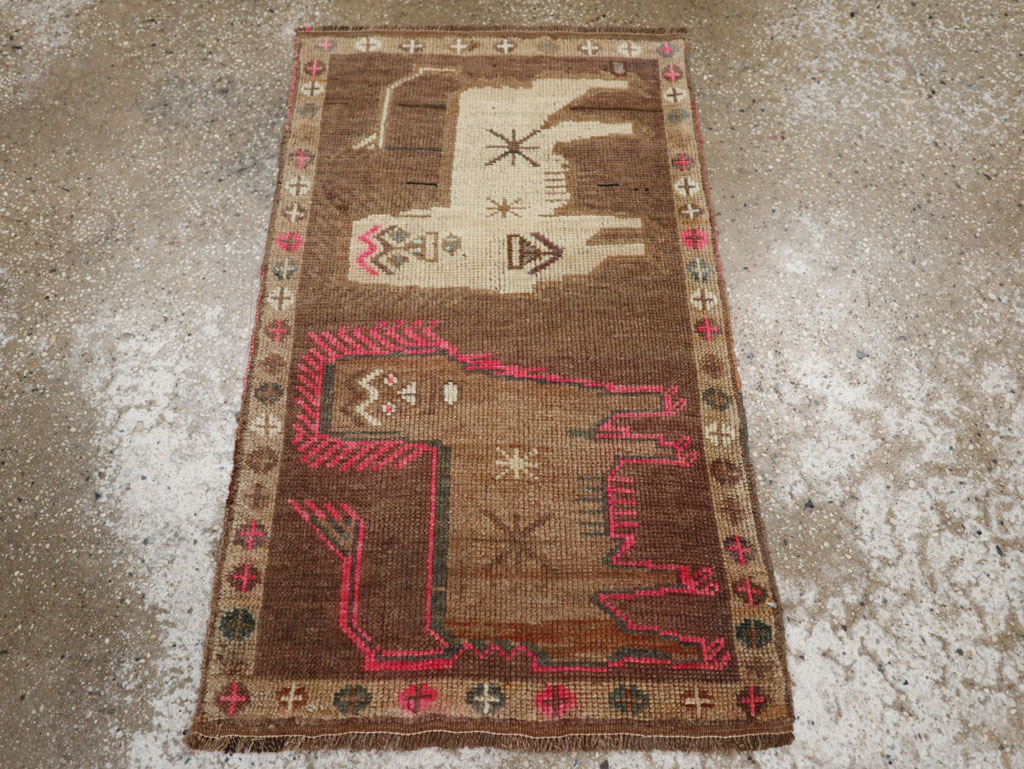 Vintage Turkish Anatolian Pictorial Rug, No.33442 - Galerie Shabab