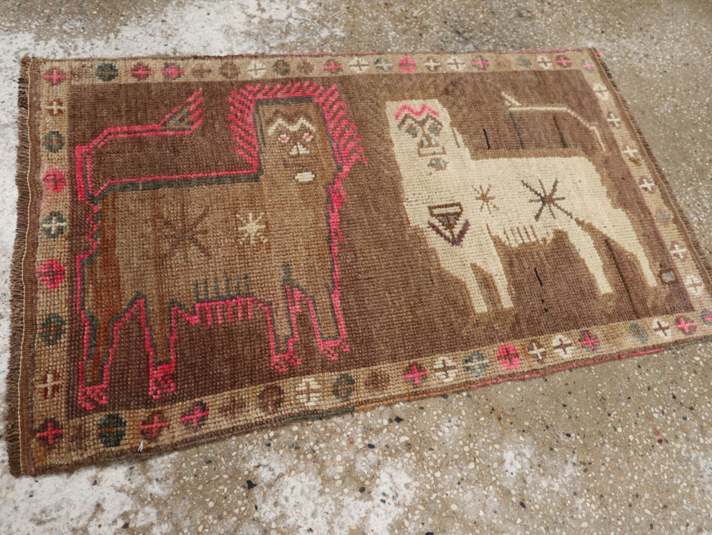 Vintage Turkish Anatolian Pictorial Rug, No.33442 - Galerie Shabab