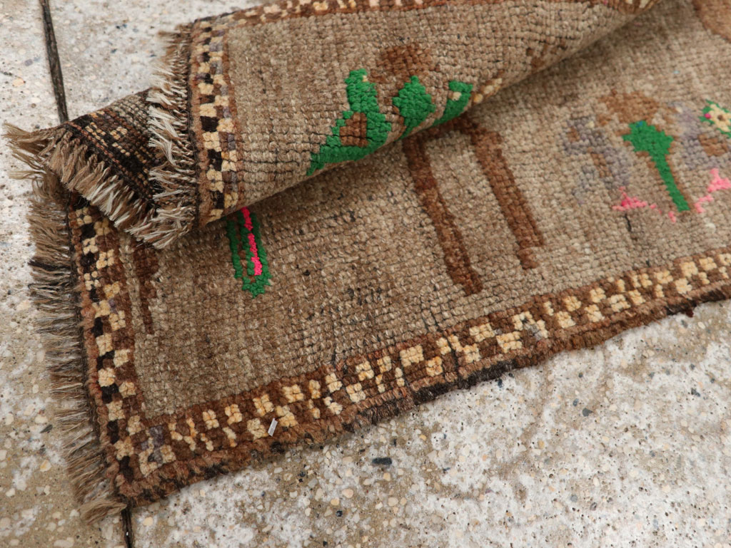 Vintage Turkish Anatolian Pictorial Rug (Pair: 1 of 2), No.33444 - Galerie Shabab