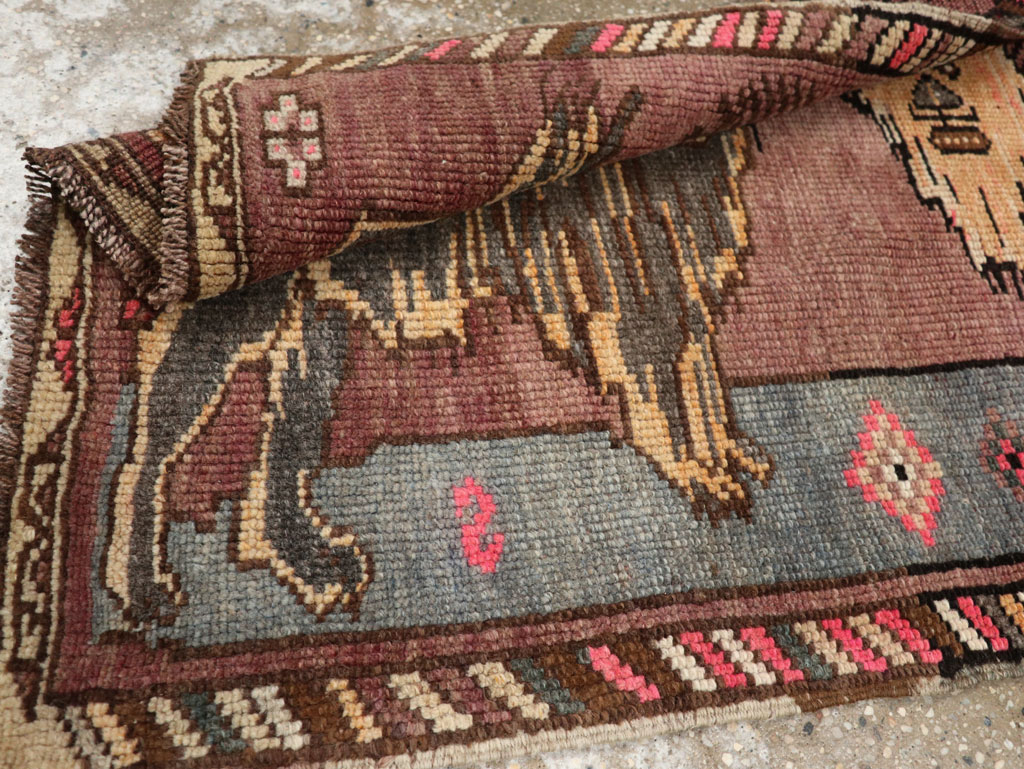 Vintage Turkish Anatolian Pictorial Rug, No.33445 - Galerie Shabab