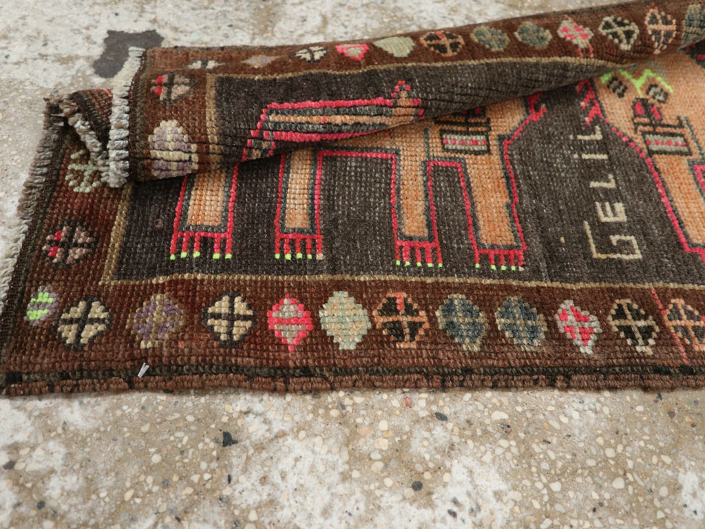 Vintage Turkish Anatolian Pictorial Rug, No.33449 - Galerie Shabab