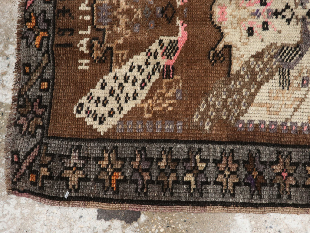 Vintage Turkish Anatolian Throw Rug, No.33450 - Galerie Shabab