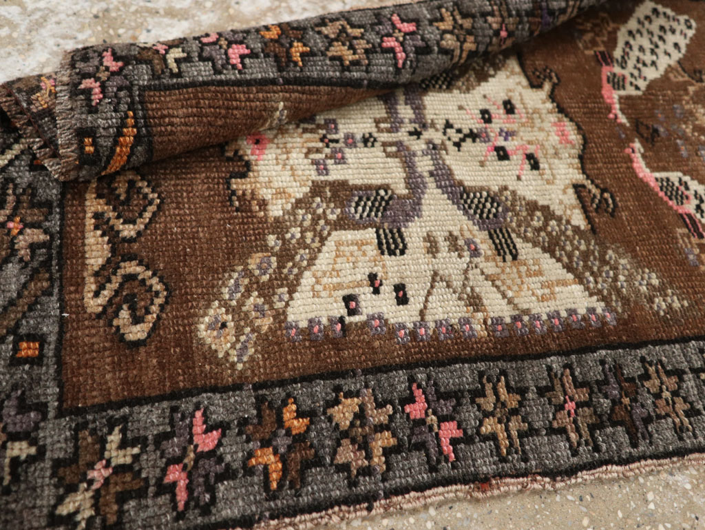 Vintage Turkish Anatolian Throw Rug, No.33450 - Galerie Shabab