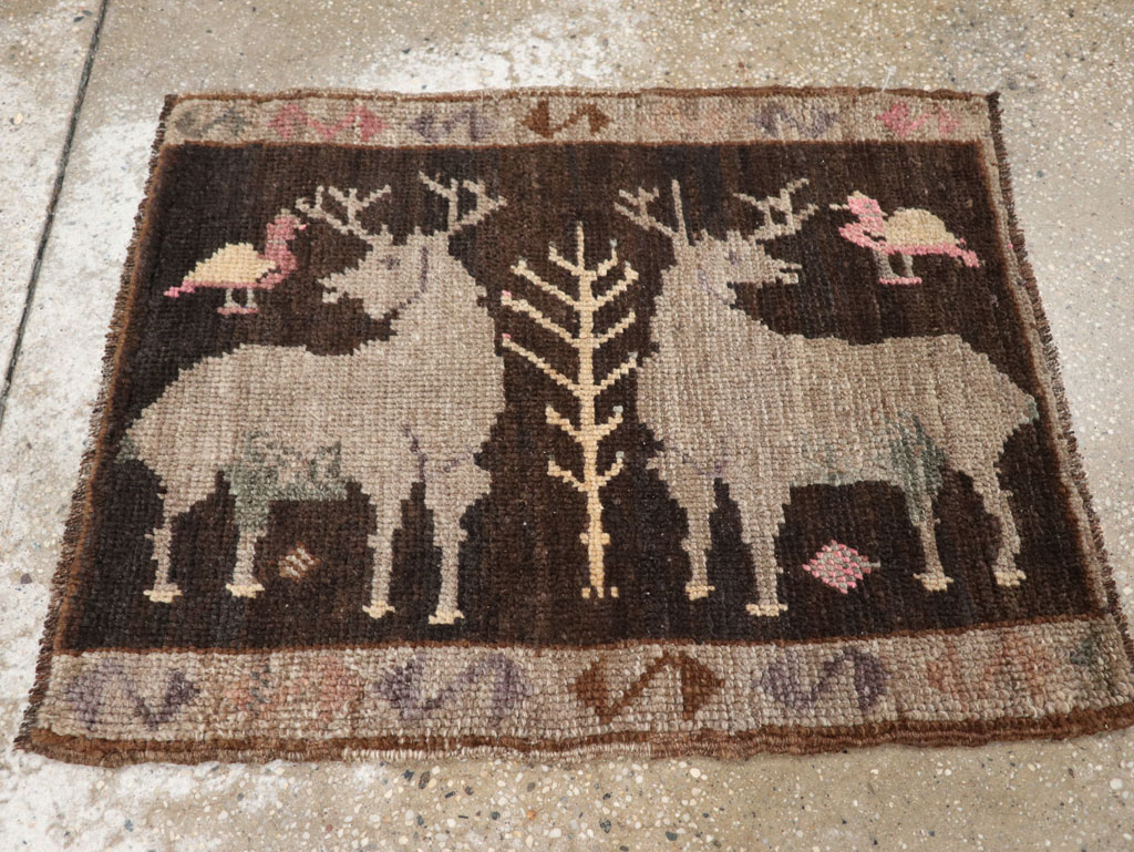 Vintage Turkish Anatolian Pictorial Rug, No.33451 - Galerie Shabab