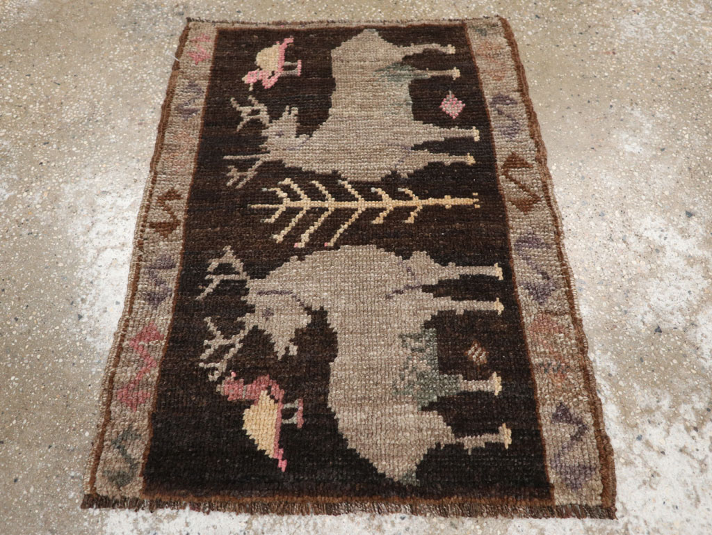 Vintage Turkish Anatolian Pictorial Rug, No.33451 - Galerie Shabab