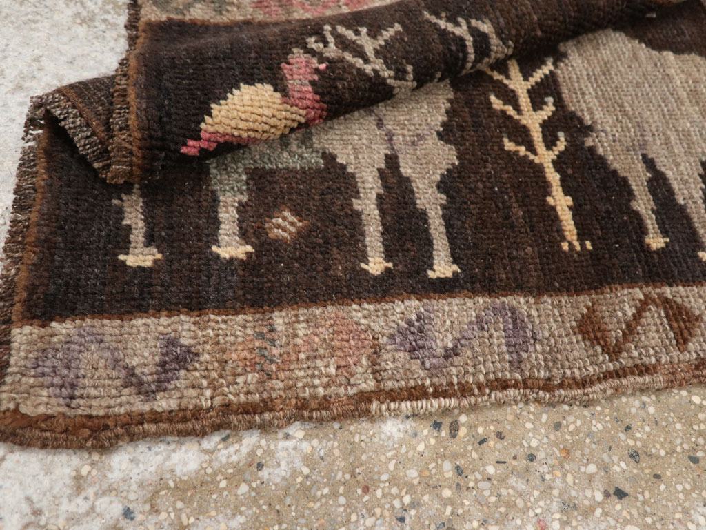 Vintage Turkish Anatolian Pictorial Rug, No.33451 - Galerie Shabab