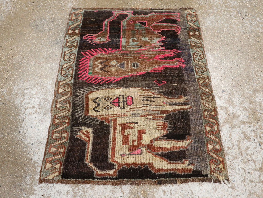 Vintage Turkish Anatolian Pictorial Rug, No.33452 - Galerie Shabab