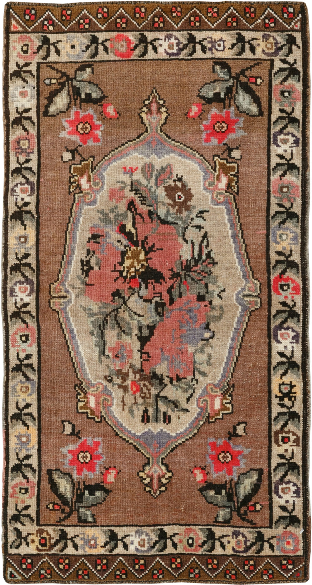 Vintage Turkish Anatolian Throw Rug, No.33456 - Galerie Shabab