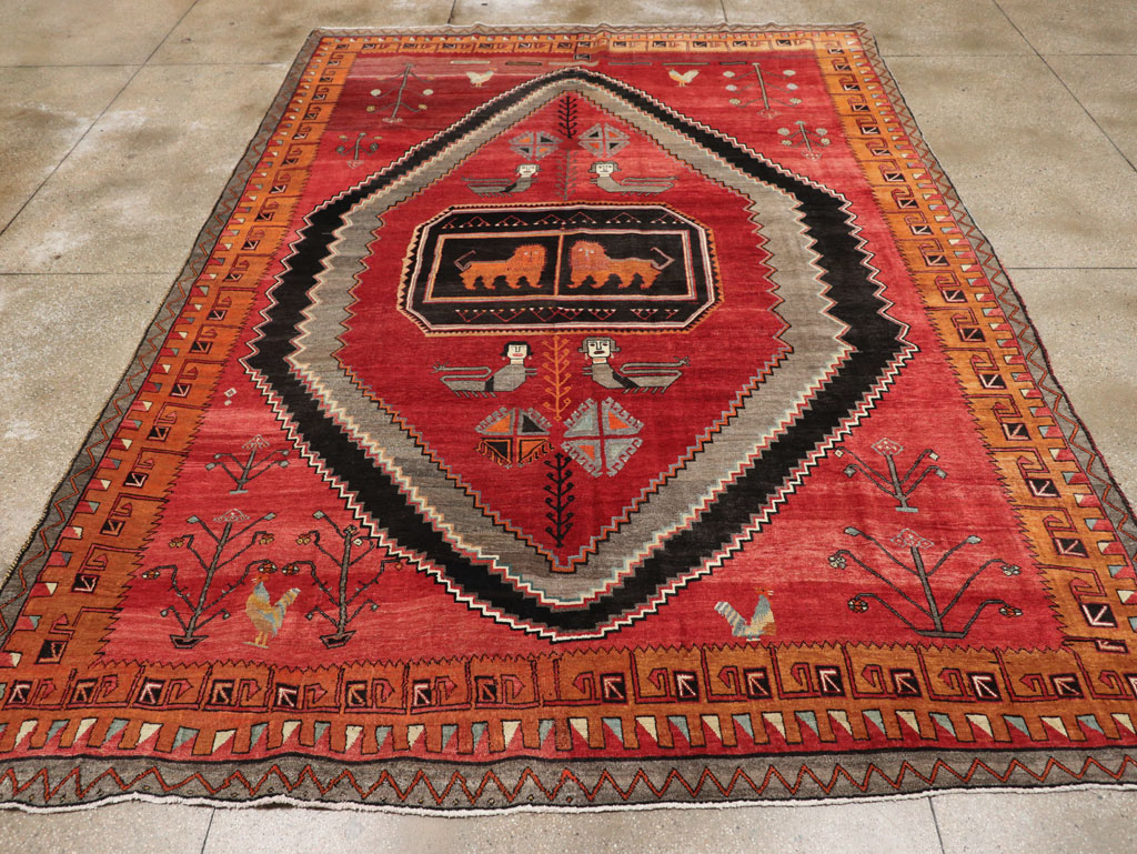 Vintage Turkish Anatolian Pictorial Room Size Carpet, No.33460 - Galerie Shabab