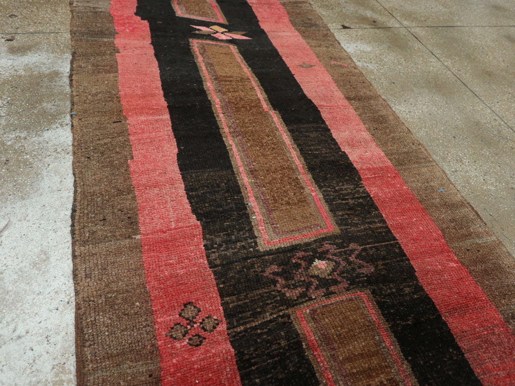 Vintage Turkish Anatolian Runner, No.33461 - Galerie Shabab