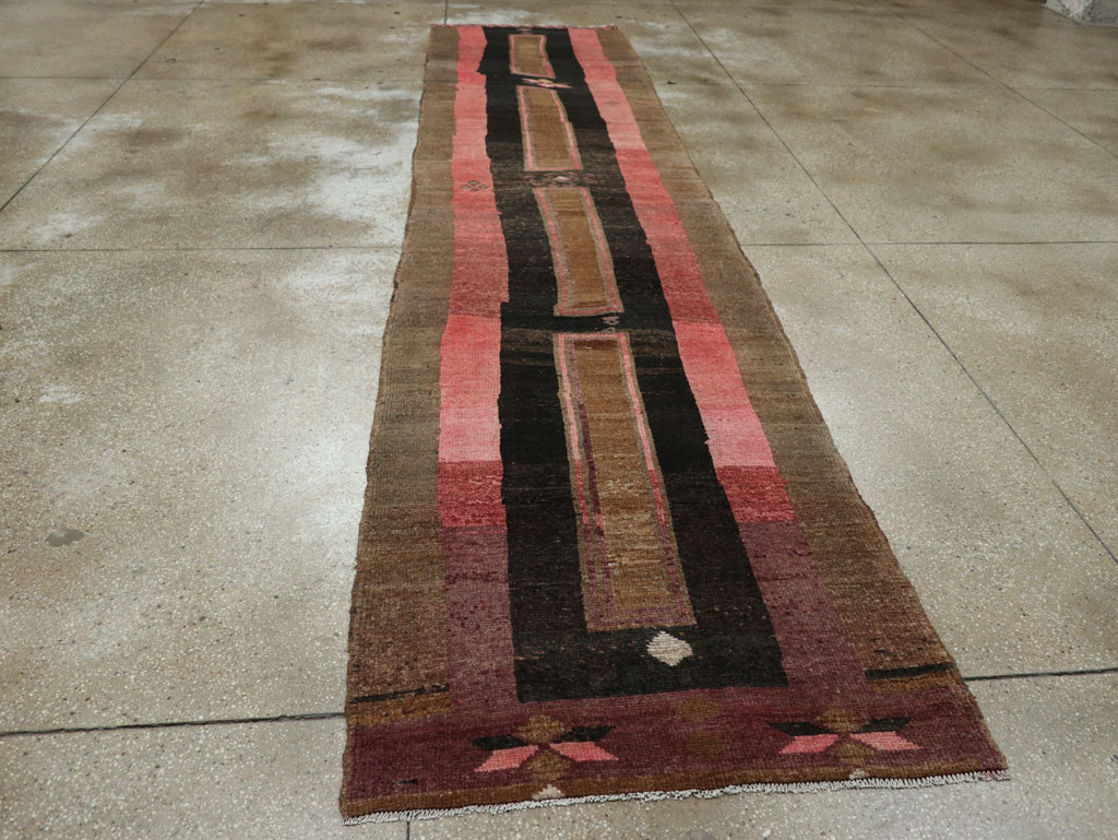 Vintage Turkish Anatolian Runner, No.33461 - Galerie Shabab