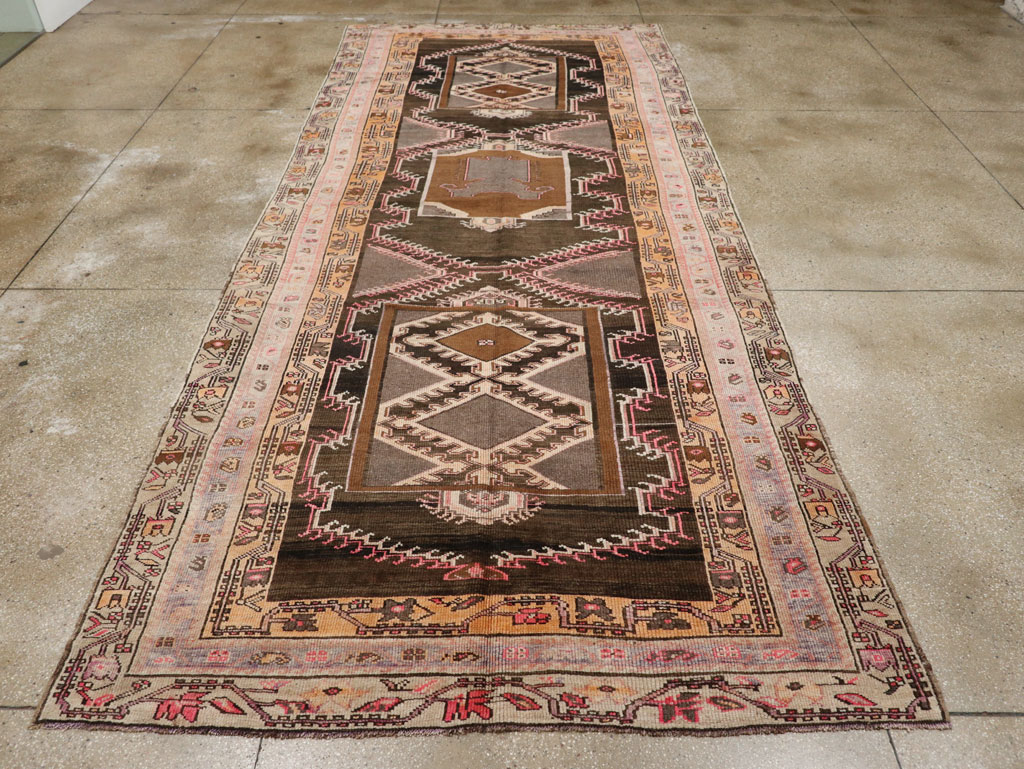 Vintage Turkish Anatolian Wide Gallery Runner, No.33463 - Galerie Shabab