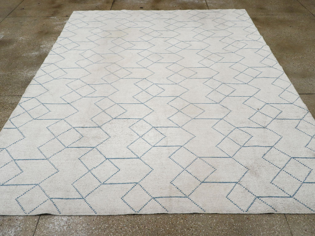 Modern Turkish Room Size Carpet, No.33465 - Galerie Shabab