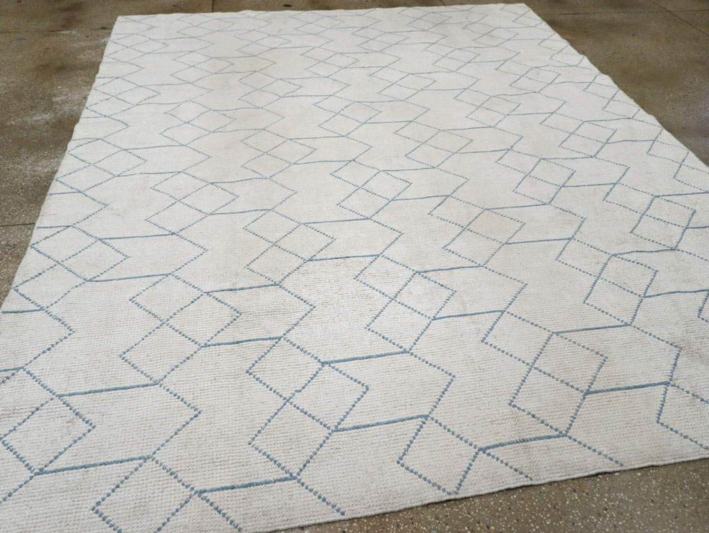 Modern Turkish Room Size Carpet, No.33465 - Galerie Shabab