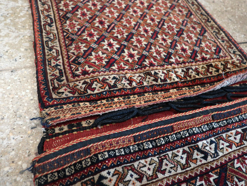 Antique Persian Qashqai Saddlebag (Khorjin), No.33468 - Galerie Shabab