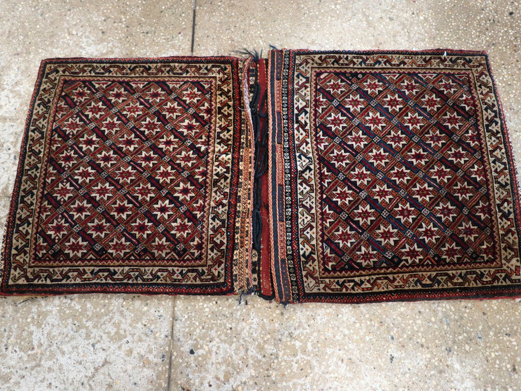 Antique Persian Qashqai Saddlebag (Khorjin), No.33468 - Galerie Shabab