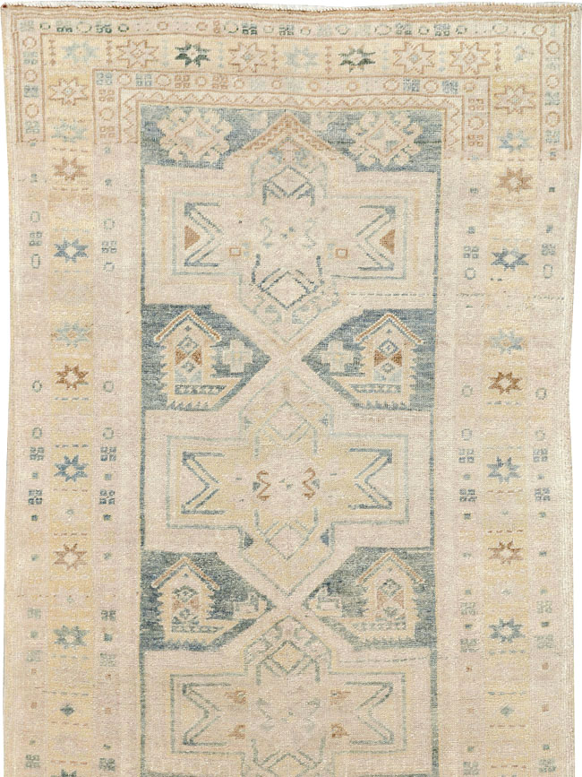 Vintage Persian Heriz Runner, No.33471 - Galerie Shabab