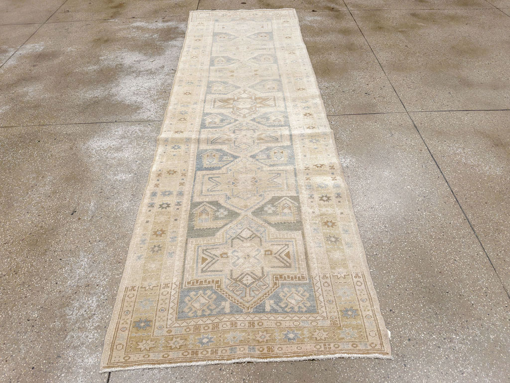 Vintage Persian Heriz Runner, No.33471 - Galerie Shabab