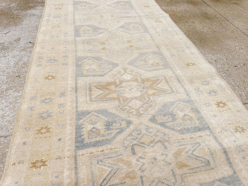 Vintage Persian Heriz Runner, No.33471 - Galerie Shabab
